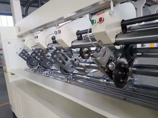 Машина лезвия модельного бомбардира Slitter 1800 тонкая для производственной линии