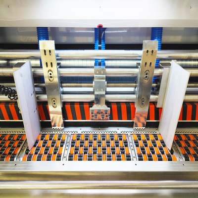 Печатная машина Flexo коробки 4 цветов рифленая с прорезать вырезывание плашки 250pcs/min