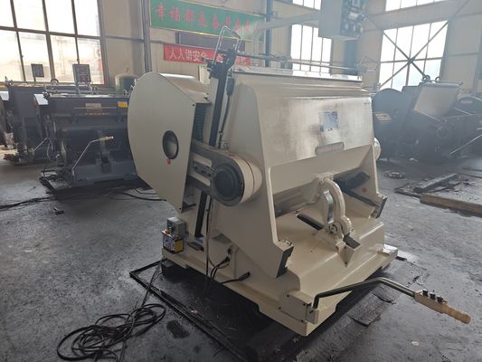 Машина для резки картонных покрытий ручной формой 1500 мм