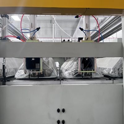 Производственная линия двойного фасада 5 слоев гофрированного картона Экономическая скорость 120-180 м/мин Пневматическая пластина давления 7 групп для упаковки