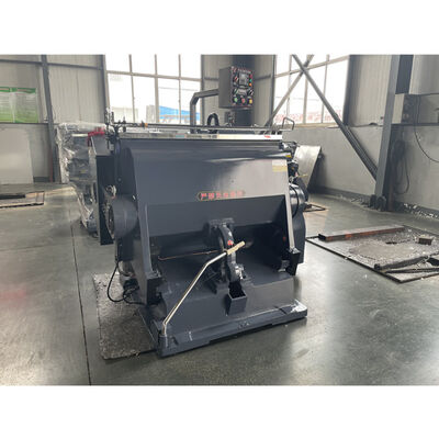 7000 кг гофрированный картонный режущий аппарат с скоростью резки от 4800 до 8000 листов в час