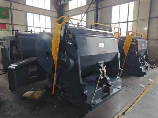 ML1400 Полуавтоматическая картонная картонная режущая машина ML1400 с электрическим спиральным сцеплением и четырьмя защитными частями, обеспечивающими безопасность